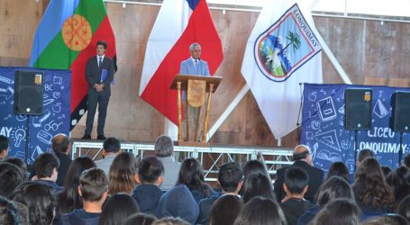 Más de 500 alumnos participaron en acto de inauguración del año escolar en Lonquimay